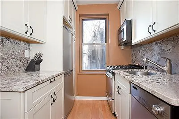 Sold by Kian Realty | media 7
