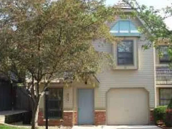 1405 Brighton Cir, Lawrence, KS 66049