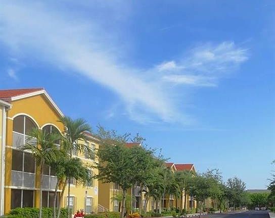 4th image of 4149 Residence Dr APT 808