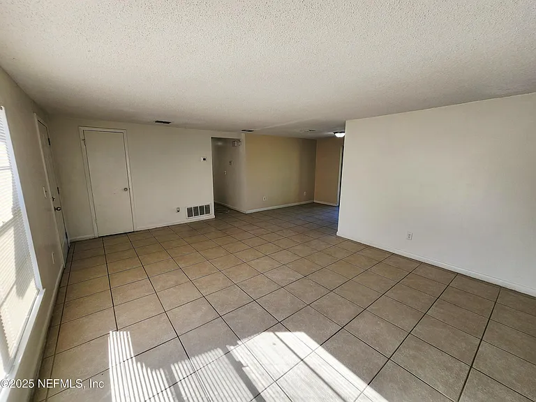 7127 Prellie St — Photo 4