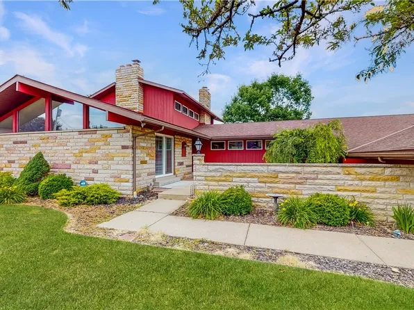 194 Skyview Dr, Wintersville, OH 43953