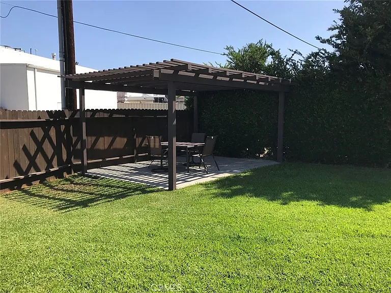 2964 Peppertree Ln #A — Photo 4