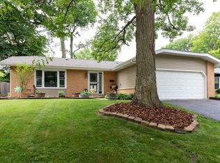 16944 Gaynelle Rd, Tinley Park, IL 60477
