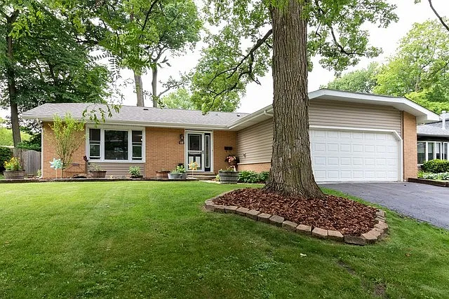 16944 Gaynelle Rd photo 1