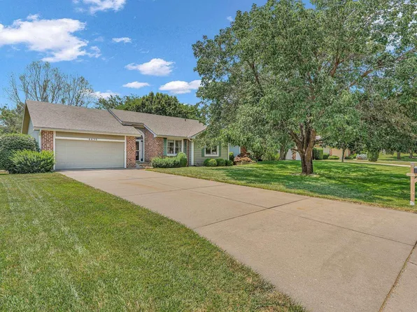 6639 SW Scathelock Rd, Topeka, KS 66614