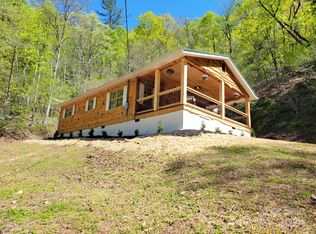 280 Plum Tree Holler Dr, Hot Springs, NC 28743