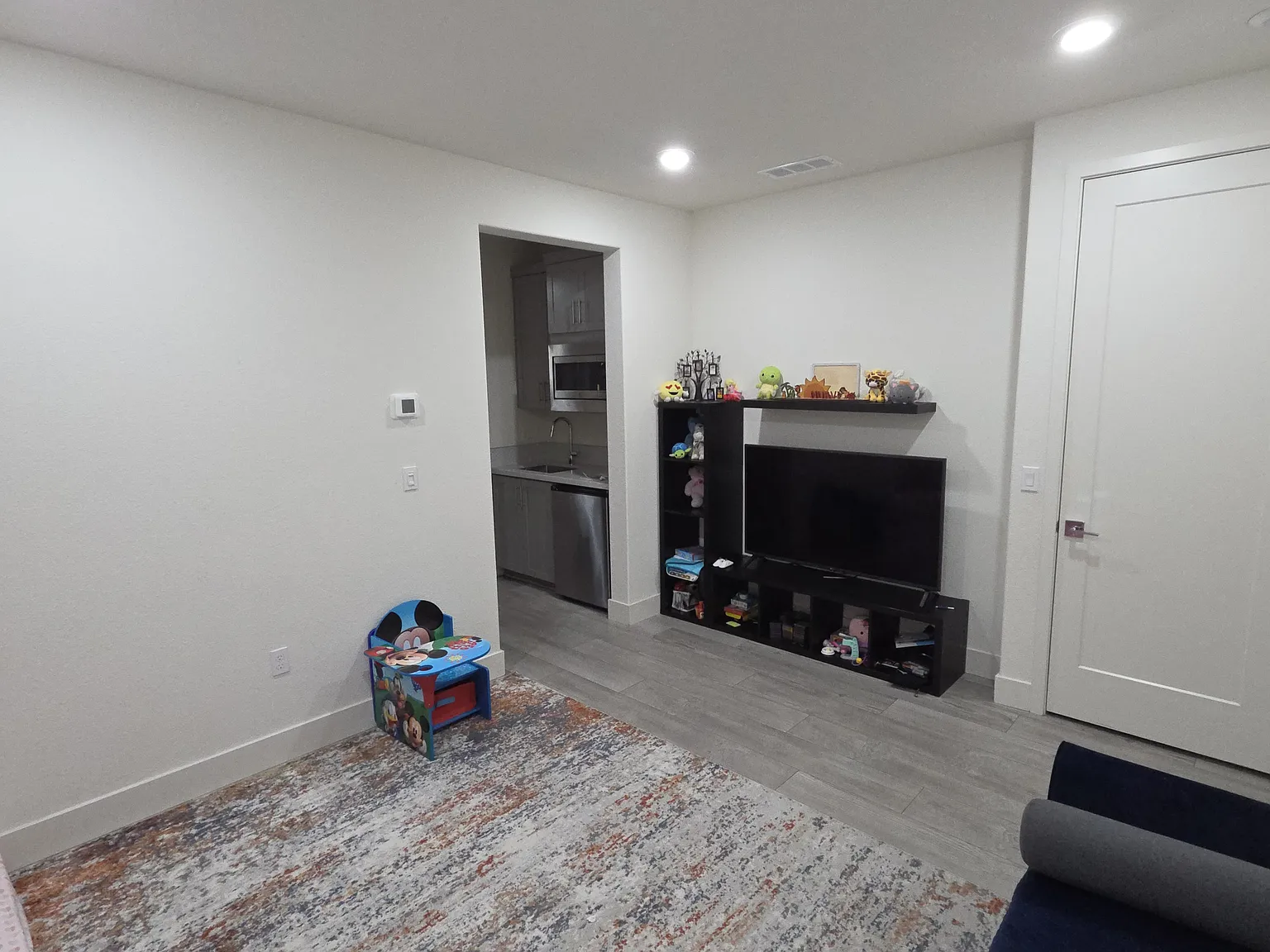 1 bed, 450 sqft, $1,650 — Photo 2