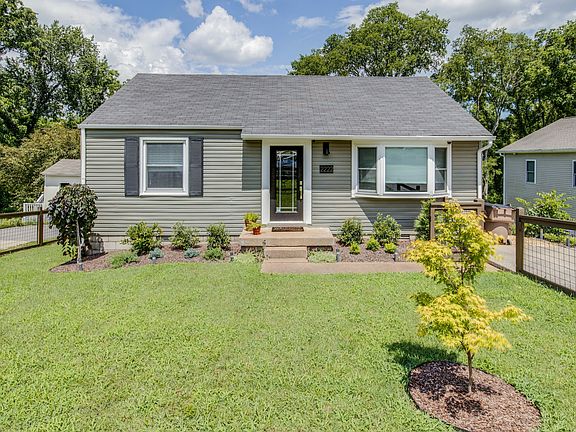 3rd image of 2222 Weona Dr