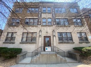 4480 N Oakland Ave APT 205, Shorewood, WI 53211
