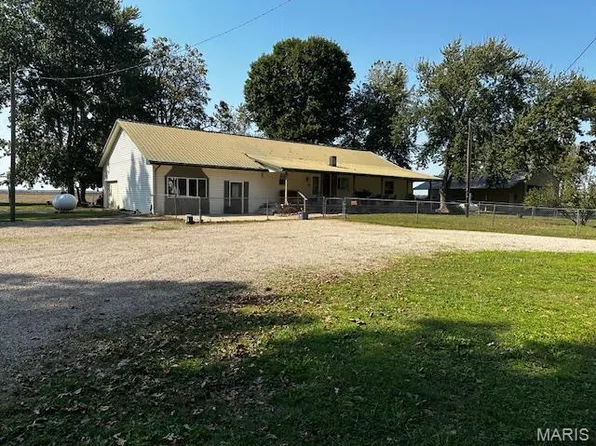 699 State Highway V, Sturdivant, MO 63782