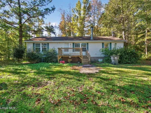 93 Laura Court NE, Winnabow, NC 28479