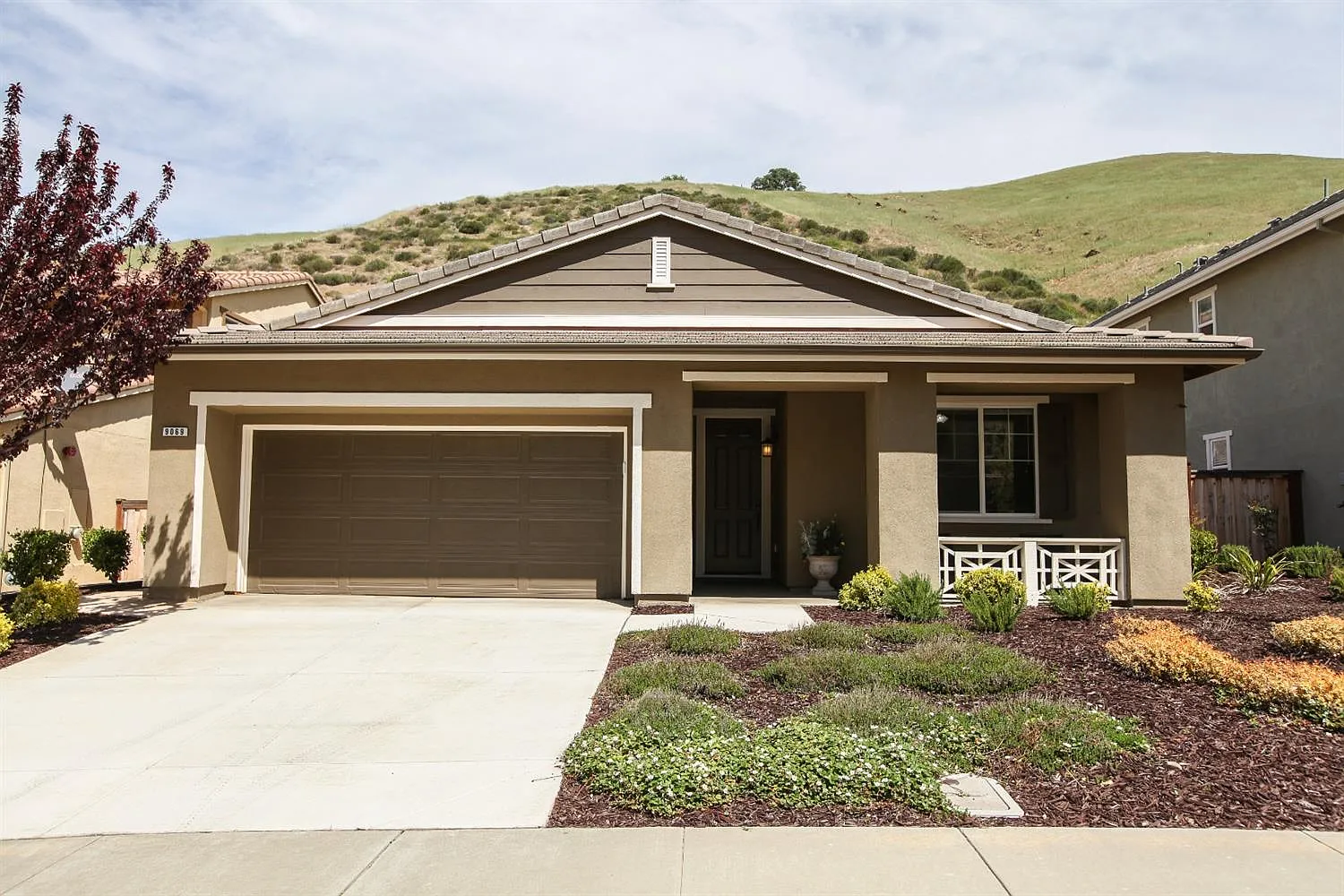 9069 Golf Canyon Dr photo 1