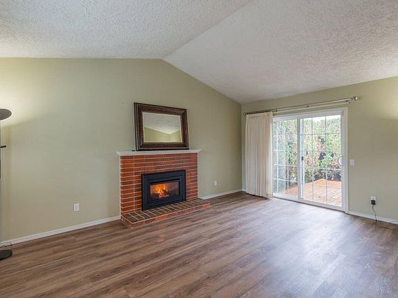 3rd image of 4617 NE 50th Ave