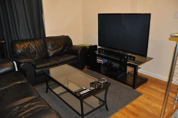 Rented by Sky Management | media 38