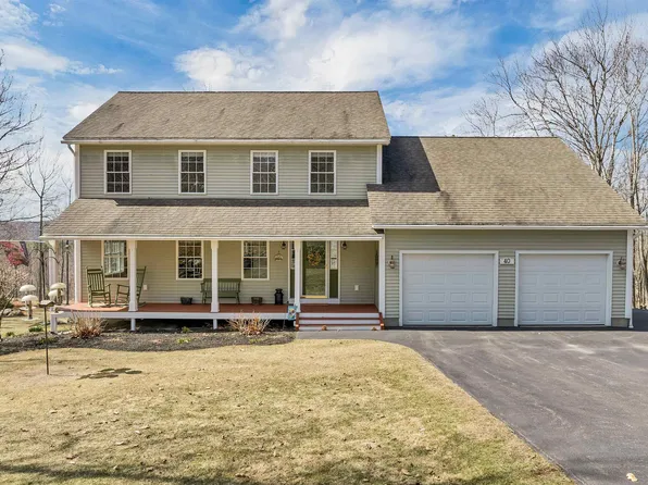 40 Chamberlin Way, New Durham, NH 03855