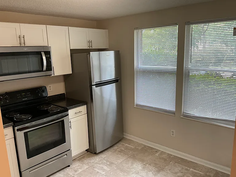 101 Luxon Pl — Photo 6
