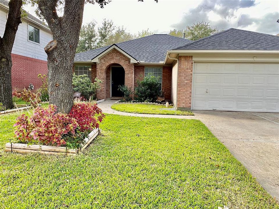 1st image of 11810 Balmorhea Ln