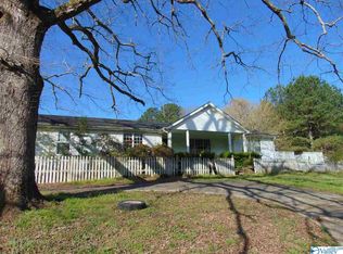Uppr River Rd, Somerville, AL 35670