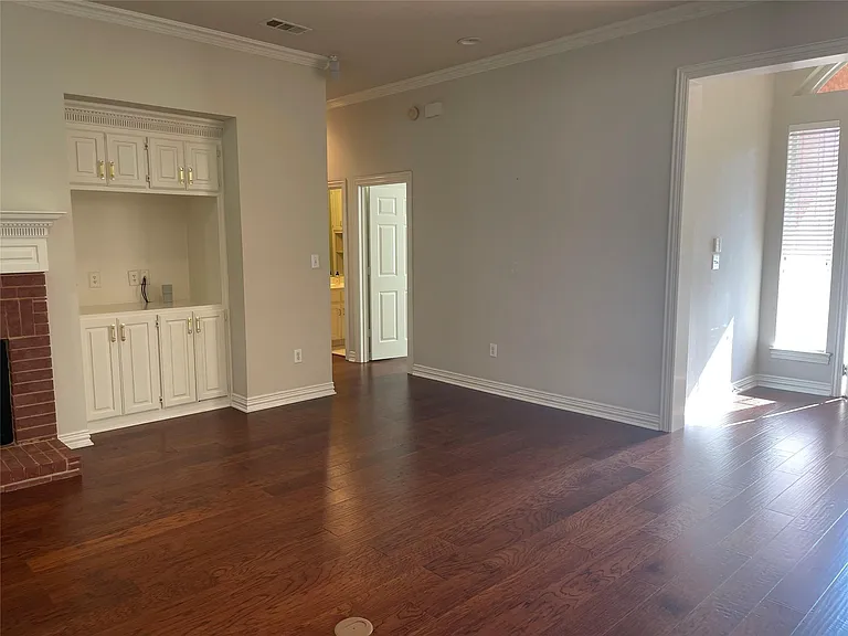 716 Ticonderoga Dr — Photo 5