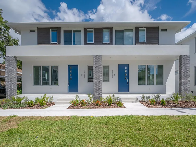 2703 W Fig St #1 — Photo 1