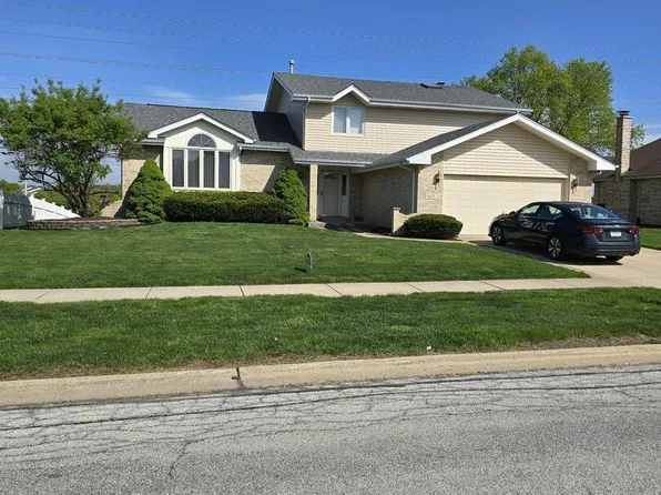 8413 Brookside Glen Dr, Tinley Park, IL 60487