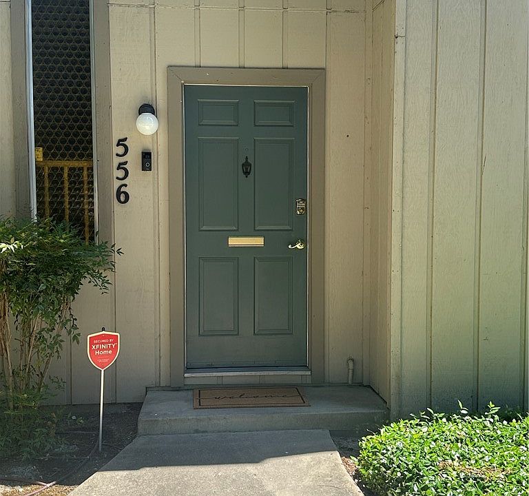 2nd image of 556 Windward Way