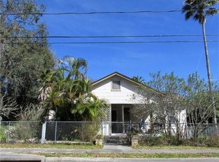 129 E Spruce St, Tarpon Springs, FL 34689