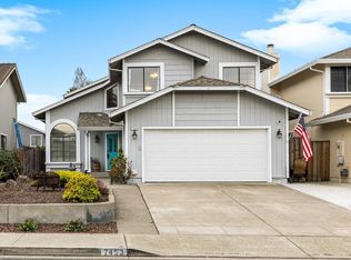 7453 Mitchell Dr, Rohnert Park, CA 94928