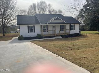 1217 Lincoln Dr, Madisonville, TN 37354