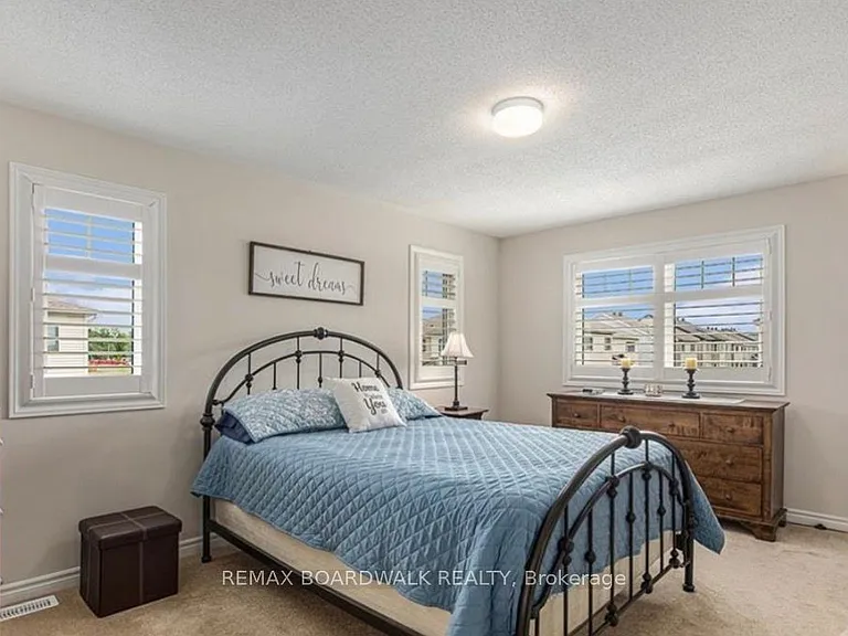 741 Derreen Ave — Photo 13