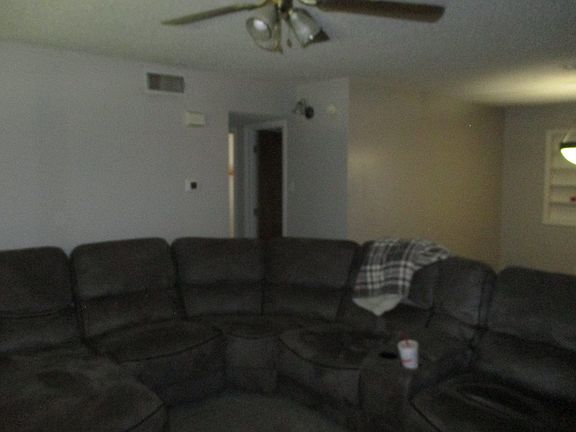 4th image of 10337 Cottontail Ln