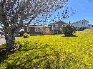 48 Bastable St, Donkin, NS B1A6M8