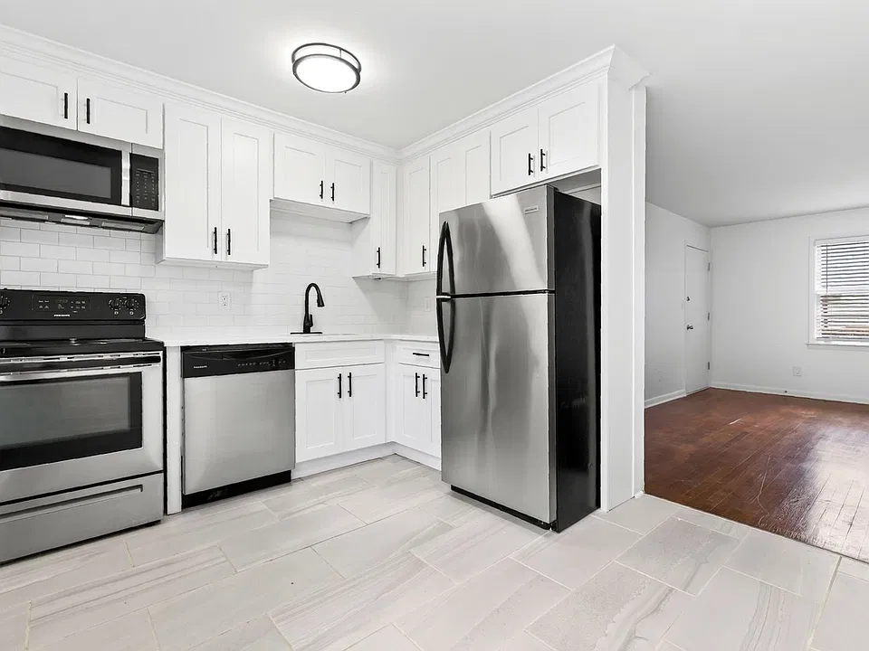 830 Moreland Ave #10