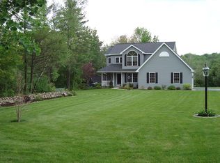 129 Methodist Farm Rd, Averill Park, NY 12018