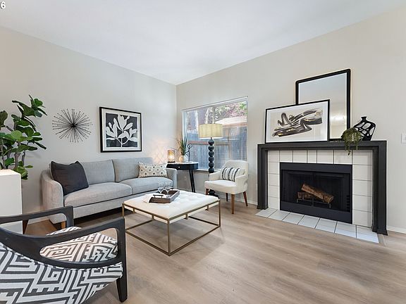 5th image of 2026 Virginia Ln