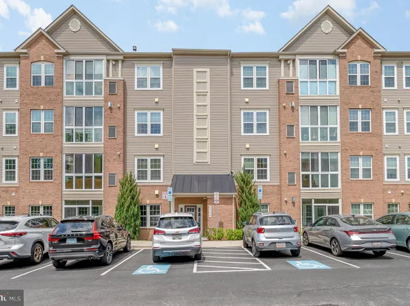 8390 Ice Crystal Dr Unit A, Laurel, MD 20723