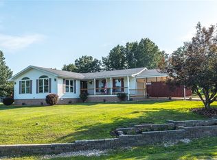 1649 Lakeshore Dr, Cuba, MO 65453