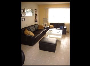 25410 Senator Ave, Harbor City, CA 90710