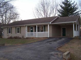 116 Countryside Dr, Bowling Green, KY 42101