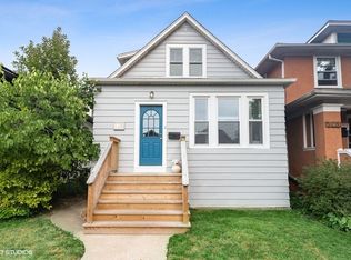 1126 Lyman Ave, Oak Park, IL 60304