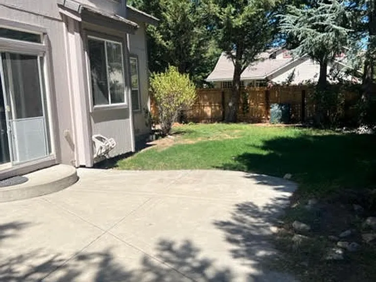 4185 Falling Water Dr — Photo 20