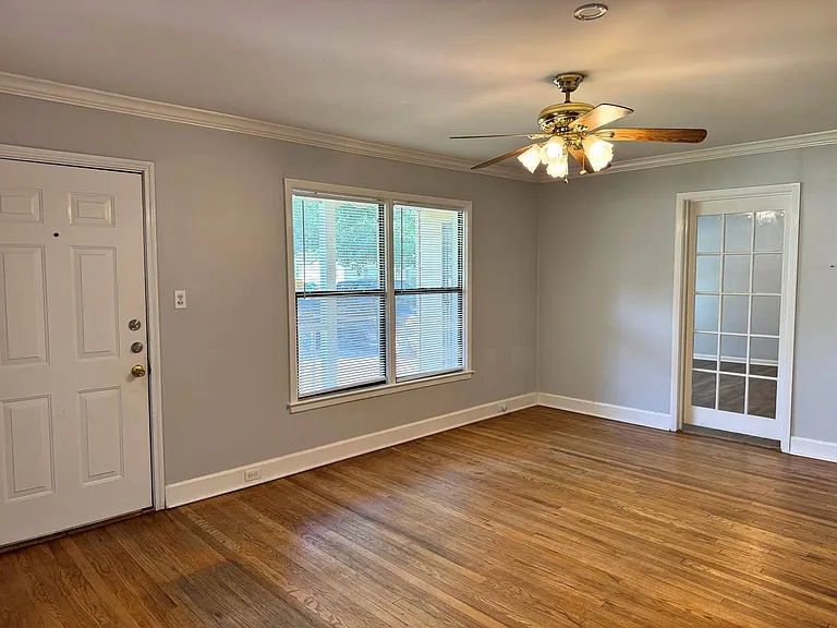 3208 Kenesaw Ave — Photo 5