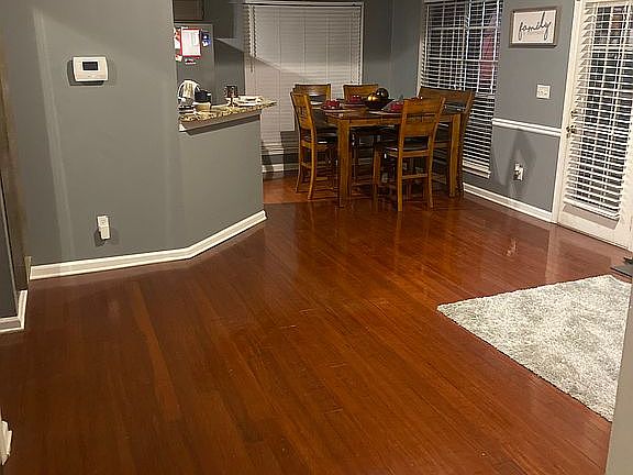 5th image of 3625 River Ridge Ct