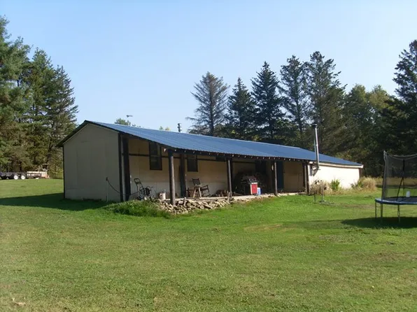 632 Beach Ave, Cambridge Springs, PA 16403