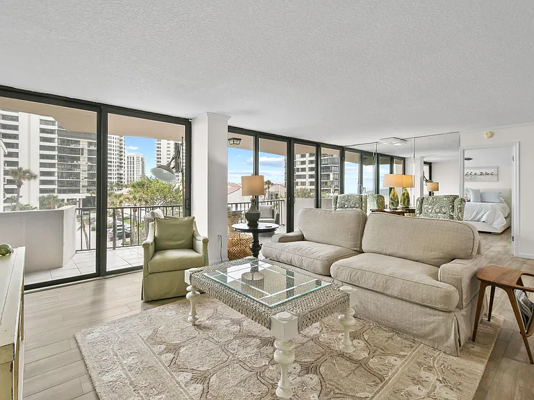 4200 N Ocean Dr #1 — Photo 47