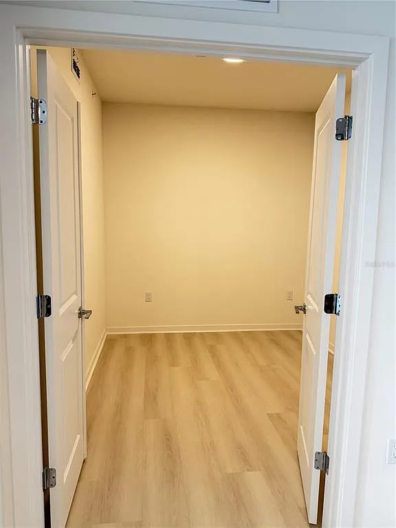 2 bed, 2.0 bath, 168 sqft, $1,800 — Photo 4