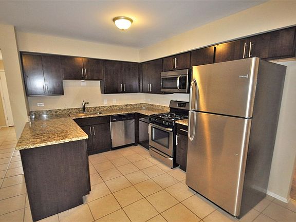 5th image of 15529 Orogrande St