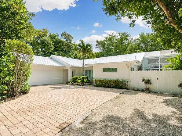 18 Flamingo Hammock Rd, Islamorada, FL 33036