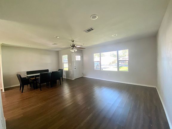 2nd image of 2035 Owens Ave