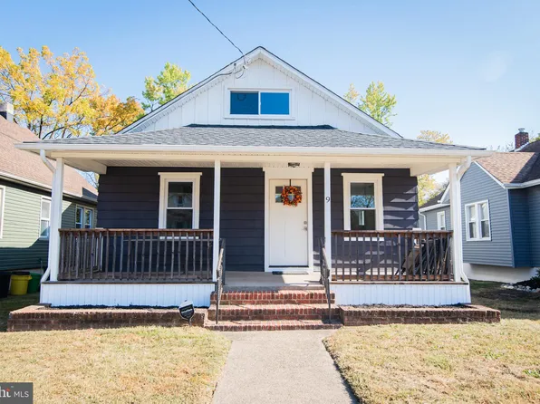 9 Page Ave, Barrington, NJ 08007